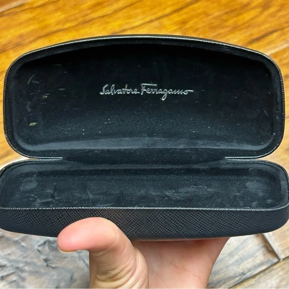 Salvatore ferragamo‎ glasses case